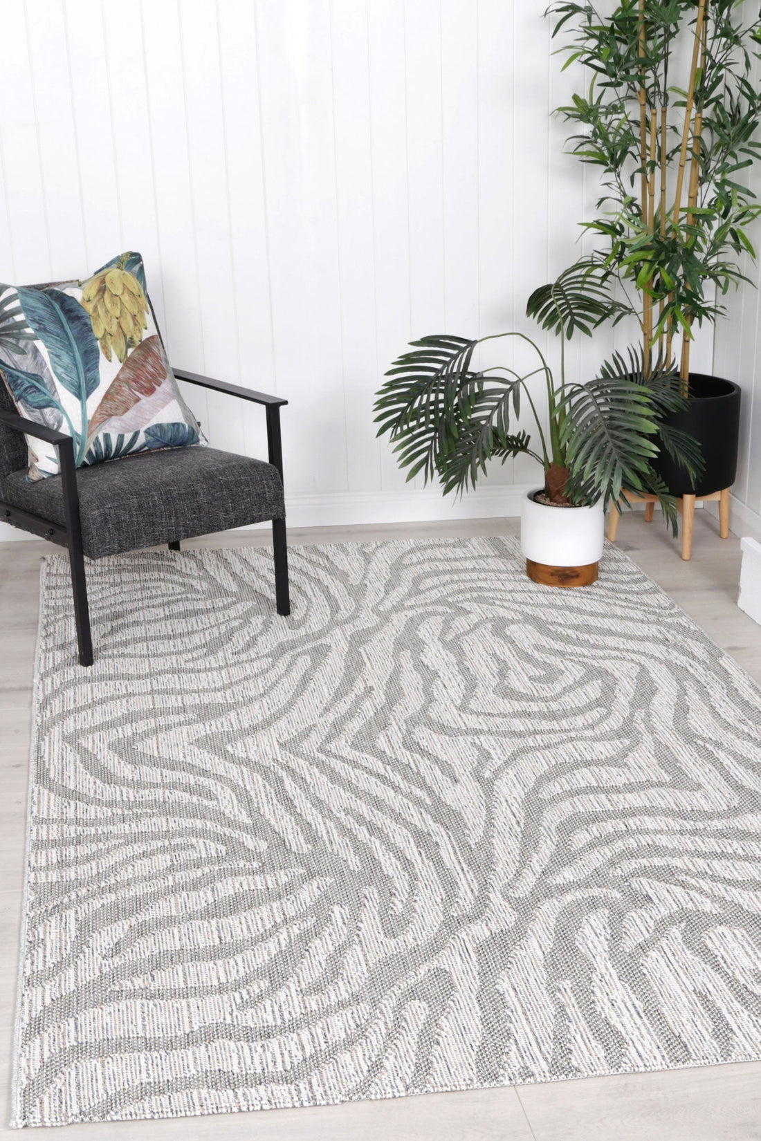 Maldives Safari Indoor / Outdoor Grey Rug